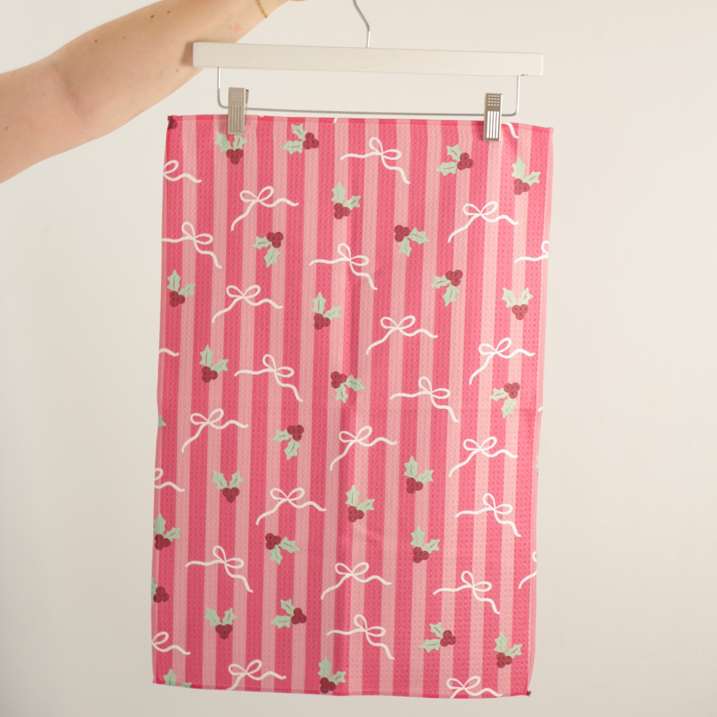 Bow Stripe Waffle Knit Towel