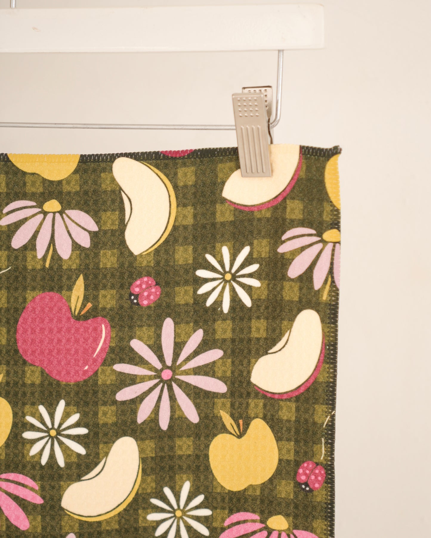 Afternoon Apples Waffle Knit Towel